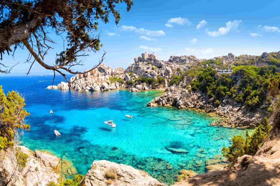 Sardegna con volo da Pescara — 14-18 settembre